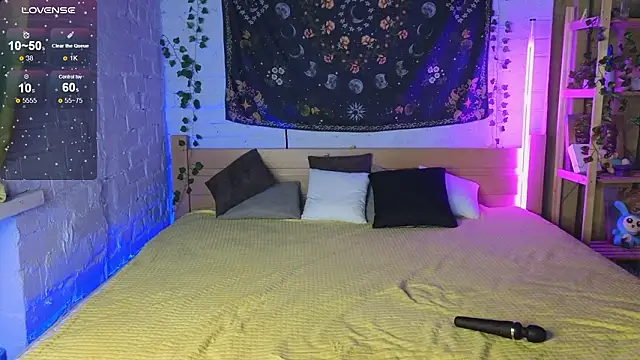 Kira Jin online show from 02.04.26