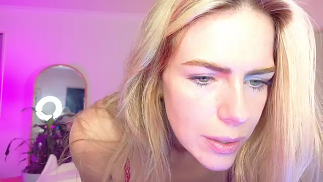 oliviafranciis online show from 07.20.26