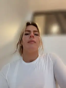 oliviafranciis online show from 07.21.26