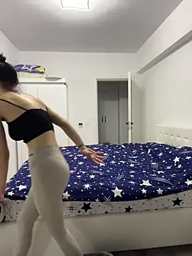 Celine Roxelle online show from 01.15.26