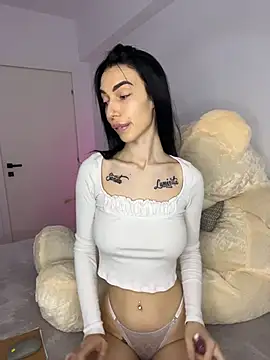 Celine Roxelle online show from 02.26.26