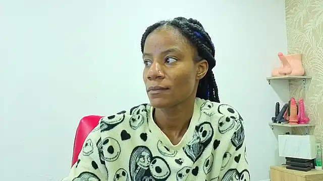 Snapshot of dafnnelewis chatting on 07.11.26 dafnnelewis online show from 07.11.26