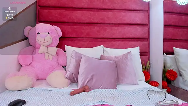 Snapshot of cattaleya_get chatting on 03.23.25 cattaleya get online show from 03.23.25