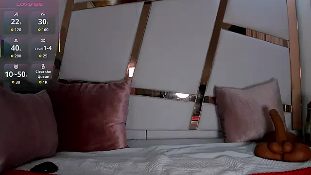 Snapshot of cattaleya_get chatting on 10.23.25 cattaleya get online show from 10.23.25