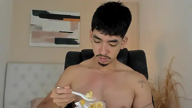 ISAAC CRYSTON online show from 02.02.26