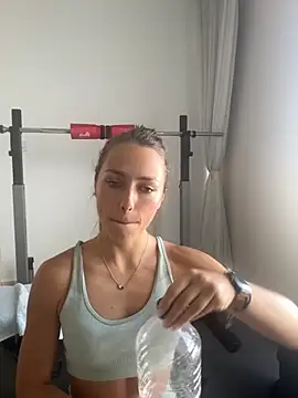 Snapshot of Hilary_283 chatting on 09.09.25 Hilary 283 online show from 09.09.25