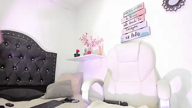 Atenea jonson online show from 02.18.25