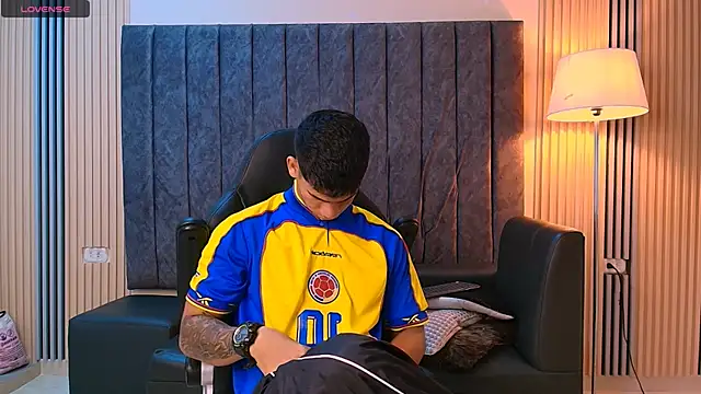 ANDRES STUD online show from 07.08.26