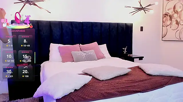 Snapshot of nattashaa7 chatting on 10.28.25 nattashaa7 online show from 10.28.25