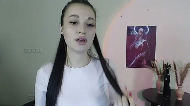 Snapshot of Eva_Eldis chatting on 03.01.25 Eva Eldis online show from 03.01.25