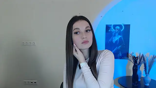 Snapshot of Eva_Eldis chatting on 03.09.25 Eva Eldis online show from 03.09.25