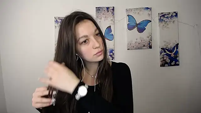 Snapshot of Eva_Eldis chatting on 04.18.26 Eva Eldis online show from 04.18.26
