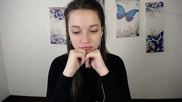 Snapshot of Eva_Eldis chatting on 04.20.26 Eva Eldis online show from 04.20.26