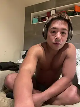 Snapshot of kouitichan chatting on 02.12.25 kouitichan online show from 02.12.25