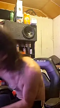 nuttyking2022 online show from 02.15.26