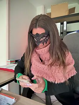 Loveblackzilla online show from 02.04.26