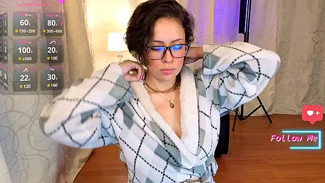 sophia dumont online show from 02.23.25