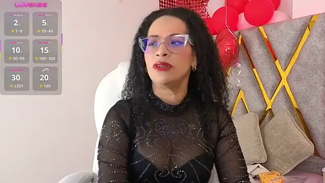 Cintiia Holmes online show from 03.04.26