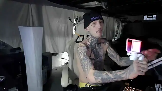 BadJewfucks online show from 01.10.26