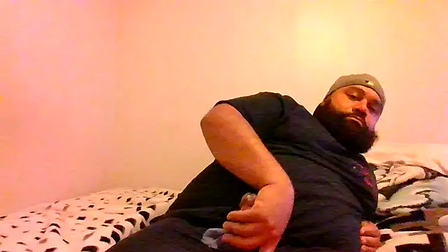 Snapshot of chubbstix chatting on 02.04.25 chubbstix online show from 02.04.25