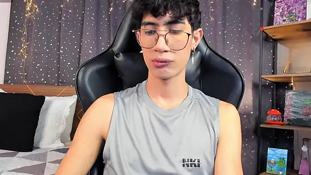 NovaaWheler online show from 02.19.25