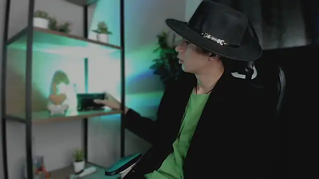 NovaaWheler online show from 03.17.26