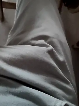 Snapshot of emremodel chatting on 03.28.26 emremodel online show from 03.28.26