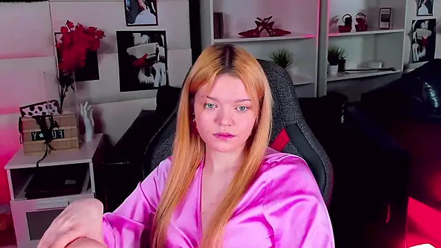 AdeleCartier online show from 02.28.25