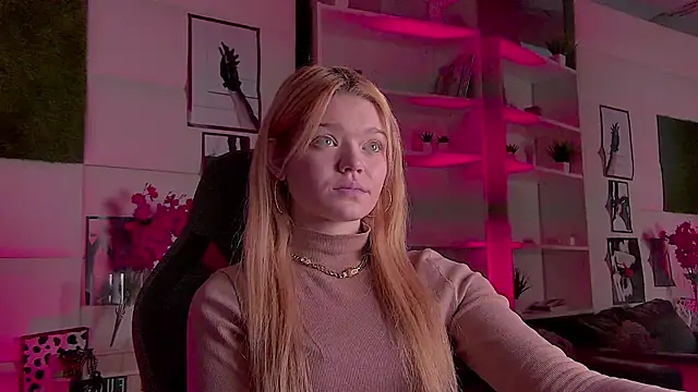 AdeleCartier online show from 03.03.25