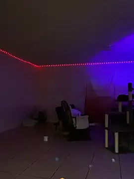 Snapshot of grassXass420 chatting on 03.21.25 grassXass420 online show from 03.21.25