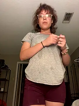 Snapshot of grassXass420 chatting on 10.15.25 grassXass420 online show from 10.15.25