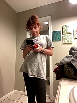 Snapshot of grassXass420 chatting on 10.19.25 grassXass420 online show from 10.19.25