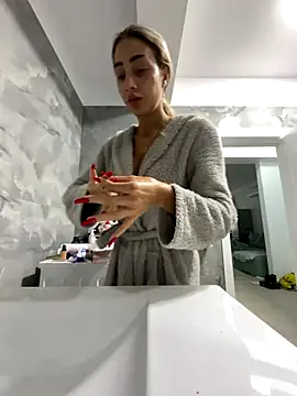 BonyBon29 online show from 12.04.25