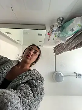 Snapshot of BonyBon29 chatting on 04.05.26 BonyBon29 online show from 04.05.26