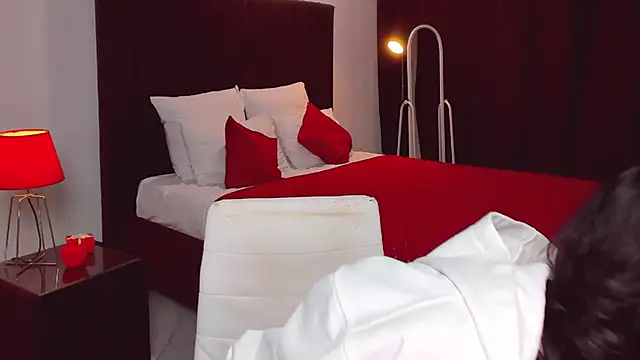 Snapshot of Suga_babe chatting on 09.25.25 Suga babe online show from 09.25.25