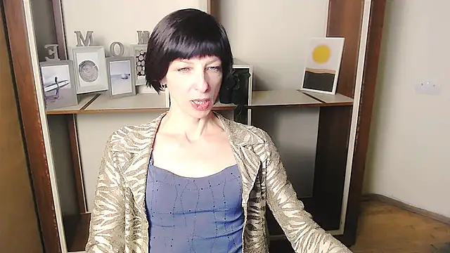  AngeliaFlow  online show from 09.17.25