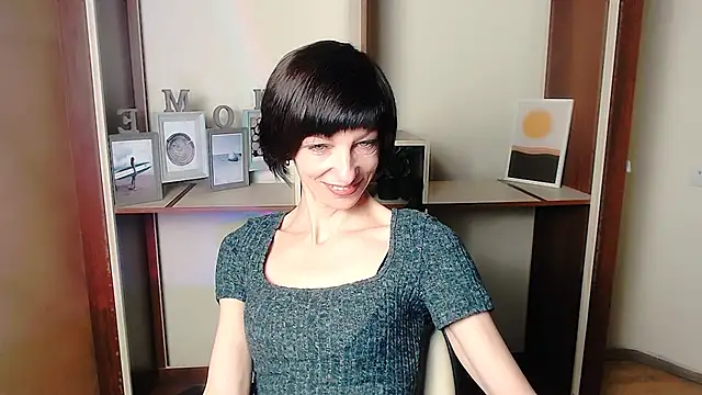  AngeliaFlow  online show from 09.22.25