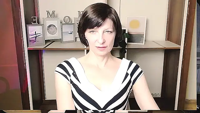  AngeliaFlow  online show from 06.25.26