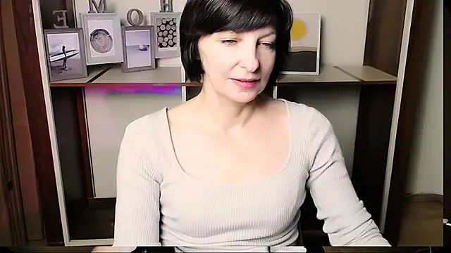  AngeliaFlow  online show from 07.20.26