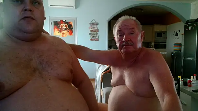 Snapshot of barenfan chatting on 03.02.25 barenfan online show from 03.02.25