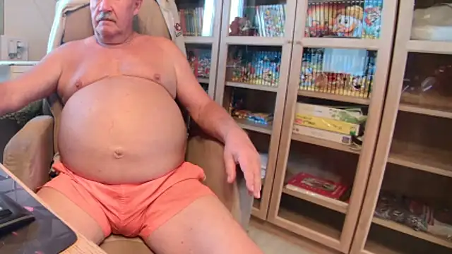 Snapshot of barenfan chatting on 02.10.26 barenfan online show from 02.10.26