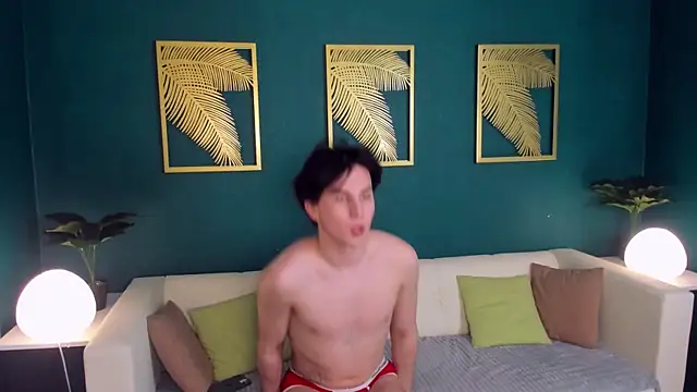 Snapshot of AdrianoAubert chatting on 03.07.25 AdrianoAubert online show from 03.07.25