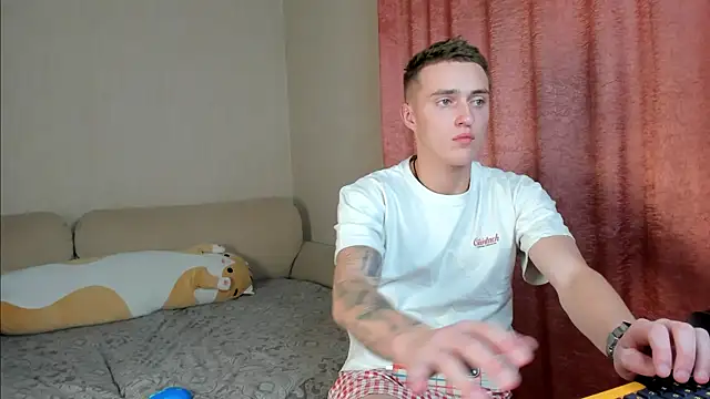 crazybottom99 online show from 11.01.25