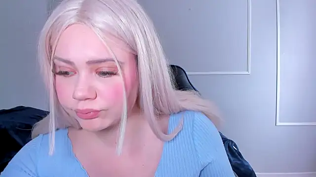  leana  online show from 03.05.25