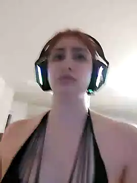 Gamergirl-Linela online show from 02.23.25