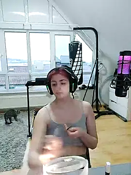 Gamergirl-Linela online show from 03.14.25