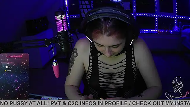 Gamergirl-Linela online show from 03.18.25