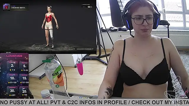 Gamergirl-Linela online show from 03.22.25