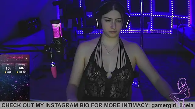 Gamergirl-Linela online show from 10.13.25