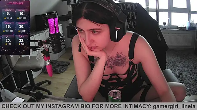 Gamergirl-Linela online show from 04.29.26